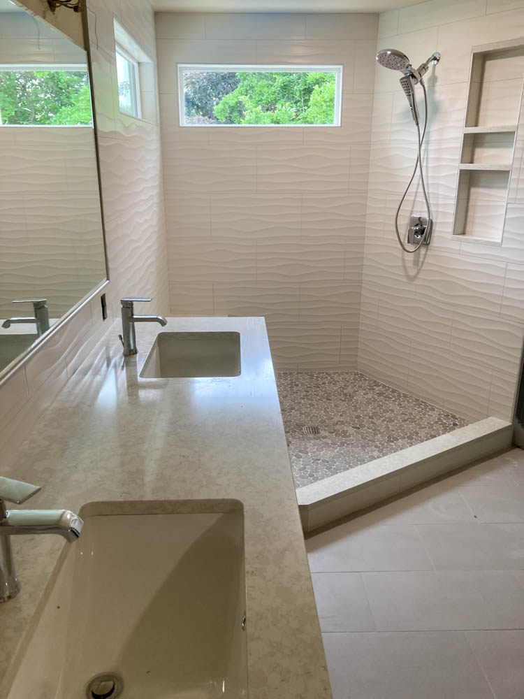 Modern Bathroom
